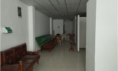 SE VENDE AMPLIO LOCAL EN LA TEBAIDA - QUINDO