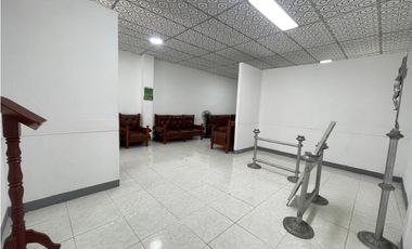 SE VENDE AMPLIO LOCAL EN LA TEBAIDA - QUINDO