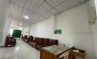 SE VENDE AMPLIO LOCAL EN LA TEBAIDA - QUINDO