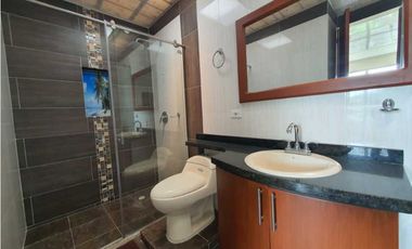Se Vende Casa Grande Bonita Bien Iluminada