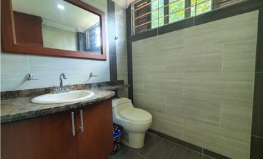 Se Vende Casa Grande Bonita Bien Iluminada