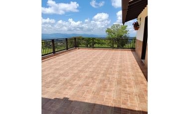 se vende finca en quimbaya