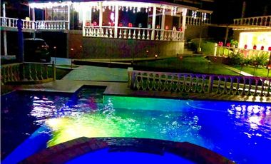 Se Vende o Permuta Espectacular Casa Campestre en Viterbo.