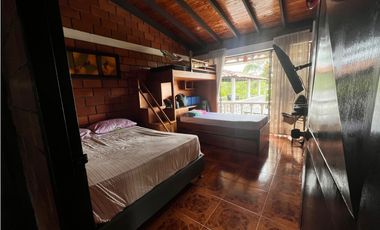 Se Vende o Permuta Espectacular Casa Campestre en Viterbo.