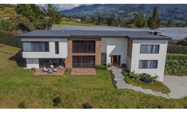 Casa de lujo campestre en la Ceja Antioquia LDC