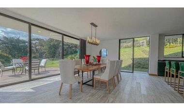 Casa de lujo campestre en la Ceja Antioquia LDC