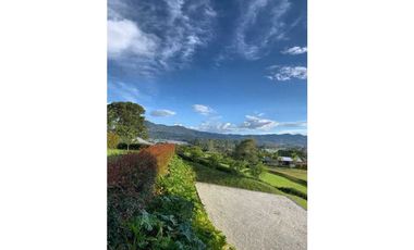 Casa de lujo campestre en la Ceja Antioquia LDC