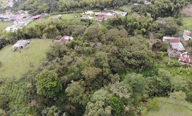 Se vende Finca con lote de terreno en Frailes