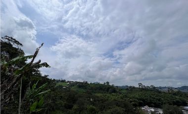 Se vende Finca con lote de terreno en Frailes