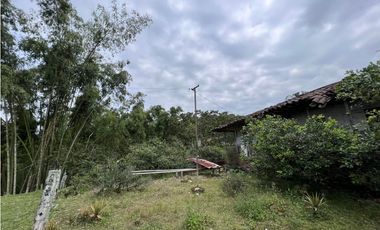 Se vende Finca con lote de terreno en Frailes