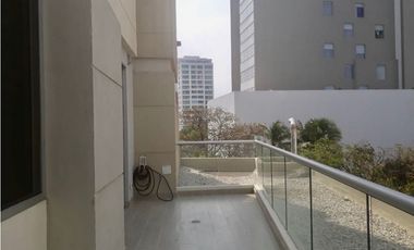 EDIFICIO FRENTE A LA BAHA