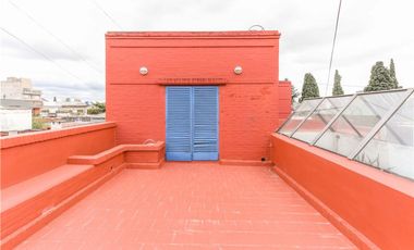 VENTA CASA 5 AMB AVELLANEDA WILDE ACEPTA PERMUTA