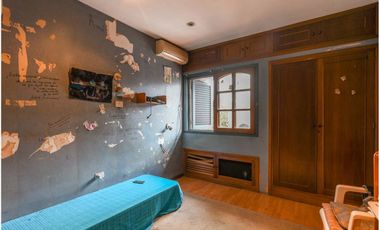 VENTA CASA 5 AMB AVELLANEDA WILDE ACEPTA PERMUTA