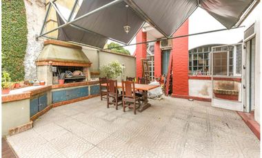 VENTA CASA 5 AMB AVELLANEDA WILDE ACEPTA PERMUTA