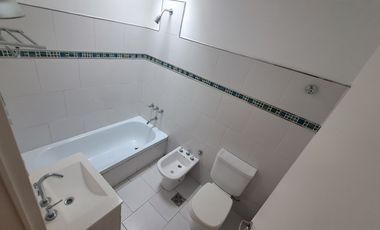 VENTA DUPLEX 3 AMBIENTES CON COCHERA Y TERRAZA