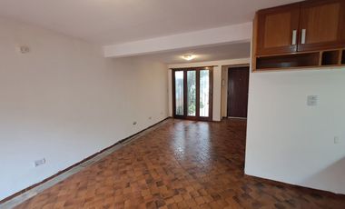 VENTA DUPLEX 3 AMBIENTES CON COCHERA Y TERRAZA