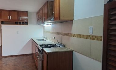 VENTA DUPLEX 3 AMBIENTES CON COCHERA Y TERRAZA