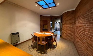 VENTA CASA 4 AMBIENTES WILDE