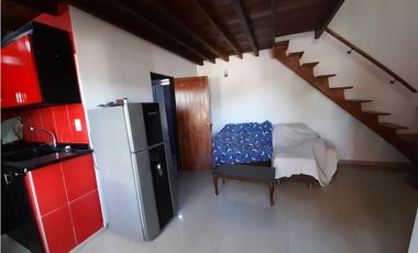 Casa con 3 apartamentos independientes en venta Villa Claudia Palmira