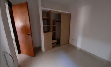 Casa con 3 apartamentos independientes en venta Villa Claudia Palmira