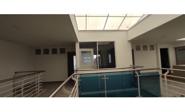 EDIFICIO EN VENTA - VILLAVICENCIO
