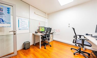 Oficina en Venta en Palacio La Moneda - Excelente Oficina Ideal Entidades Gubernamentales