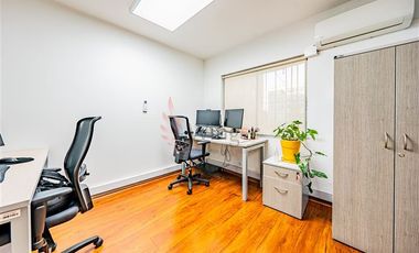 Oficina en Venta en Palacio La Moneda - Excelente Oficina Ideal Entidades Gubernamentales
