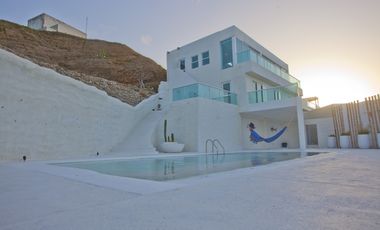 SE VENDE CASA DE PLAYA DE LUJO ENTRE BARRANQUILLA Y CARTAGENA