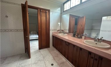Bellisima Casa en Venta de 4 Habitaciones. Altos de Riomar