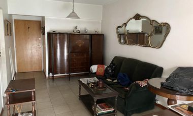 Venta departamento 3 ambientes amplio con espacios verdes en Adrogué