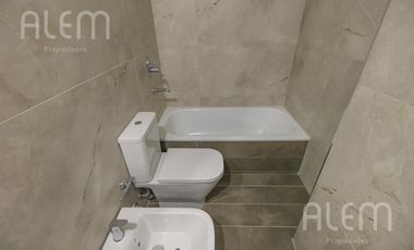 Departamento de 2 ambientes en Las Lomitas Street