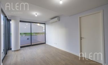 Departamento de 2 ambientes en Las Lomitas Street
