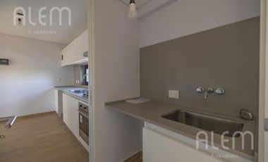Departamento de 3 ambientes en Las Lomitas Street
