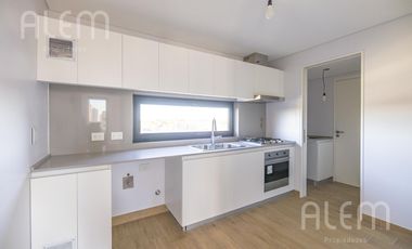 Departamento de 3 ambientes en Las Lomitas Street