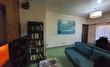 Casa en una planta con 2 dormitorios en Lanus Oeste