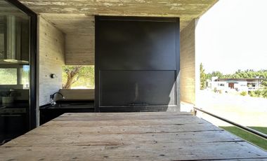 Casa en Alquiler - Barrio Residencial I Lote 488 de Costa Esmeralda - Alquiler temporario - Pileta