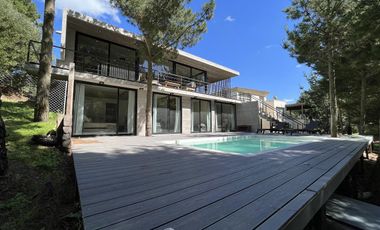 Casa en Alquiler - Barrio Residencial I Lote 488 de Costa Esmeralda - Alquiler temporario - Pileta