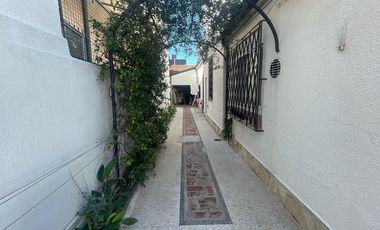 VENTA CHALET 6 AMBIENTES EN VICENTE LÓPEZ