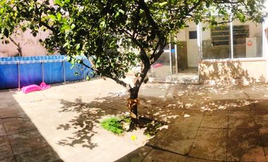 venta-Casa - Ramos Mejia-patio- quincho- garage- amplia terraza-5 ambientes-ph-lote propio-