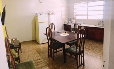 venta-Casa - Ramos Mejia-patio- quincho- garage- amplia terraza-5 ambientes-ph-lote propio-