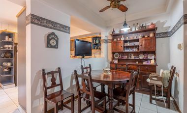 INCREÍBLE RESIDENCIA - 9 AMBIENTES - GRAN JARDÍN CON PARRILLA - COCHERA - BELGRANO R