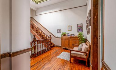INCREÍBLE RESIDENCIA - 9 AMBIENTES - GRAN JARDÍN CON PARRILLA - COCHERA - BELGRANO R