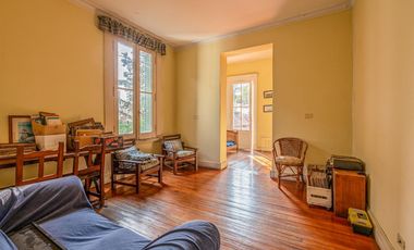 INCREÍBLE RESIDENCIA - 9 AMBIENTES - GRAN JARDÍN CON PARRILLA - COCHERA - BELGRANO R