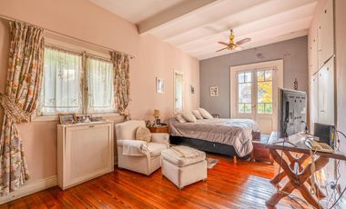 INCREÍBLE RESIDENCIA - 9 AMBIENTES - GRAN JARDÍN CON PARRILLA - COCHERA - BELGRANO R