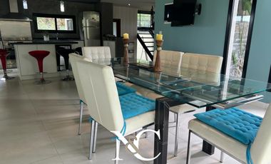 Casa en  venta en Costa Esmeralda