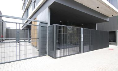 DUEÑO VENDE Cochera Cubierta en Av Maipu, Vicente Lopez