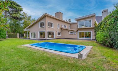 Espectacular Casa en Pinos de Anchorena