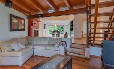 Espectacular Casa en Pinos de Anchorena