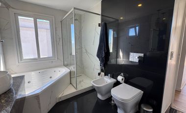 Casa en Ceibos - Puertos del Lago