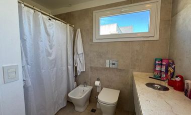 Casa en Ceibos - Puertos del Lago